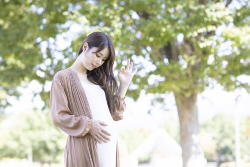 妊娠中にお口の中のトラブルが起こりやすいのはどうして？